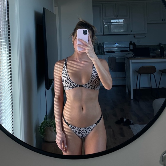 Amuse Society bikini set - Picture 2 of 3